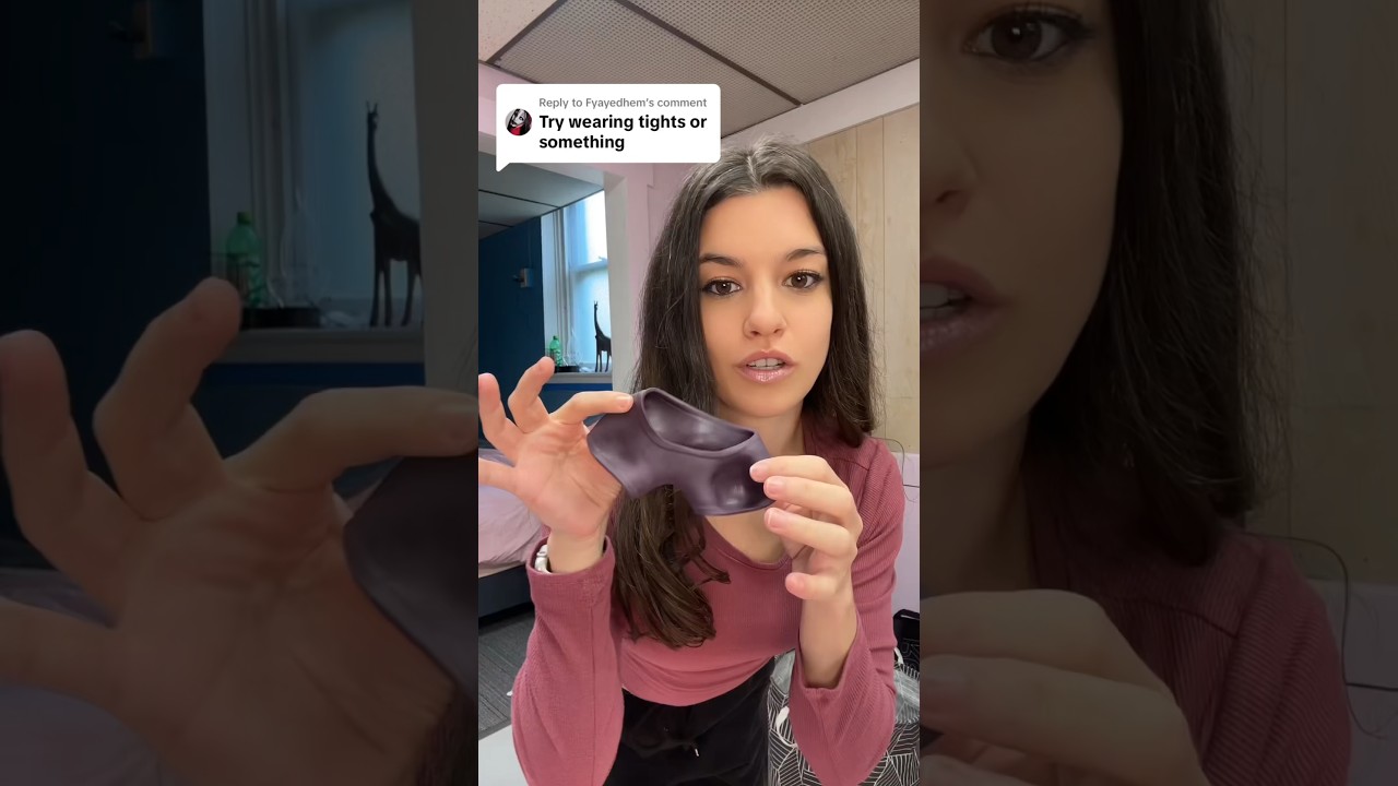 trying on hulk shorts with tights!